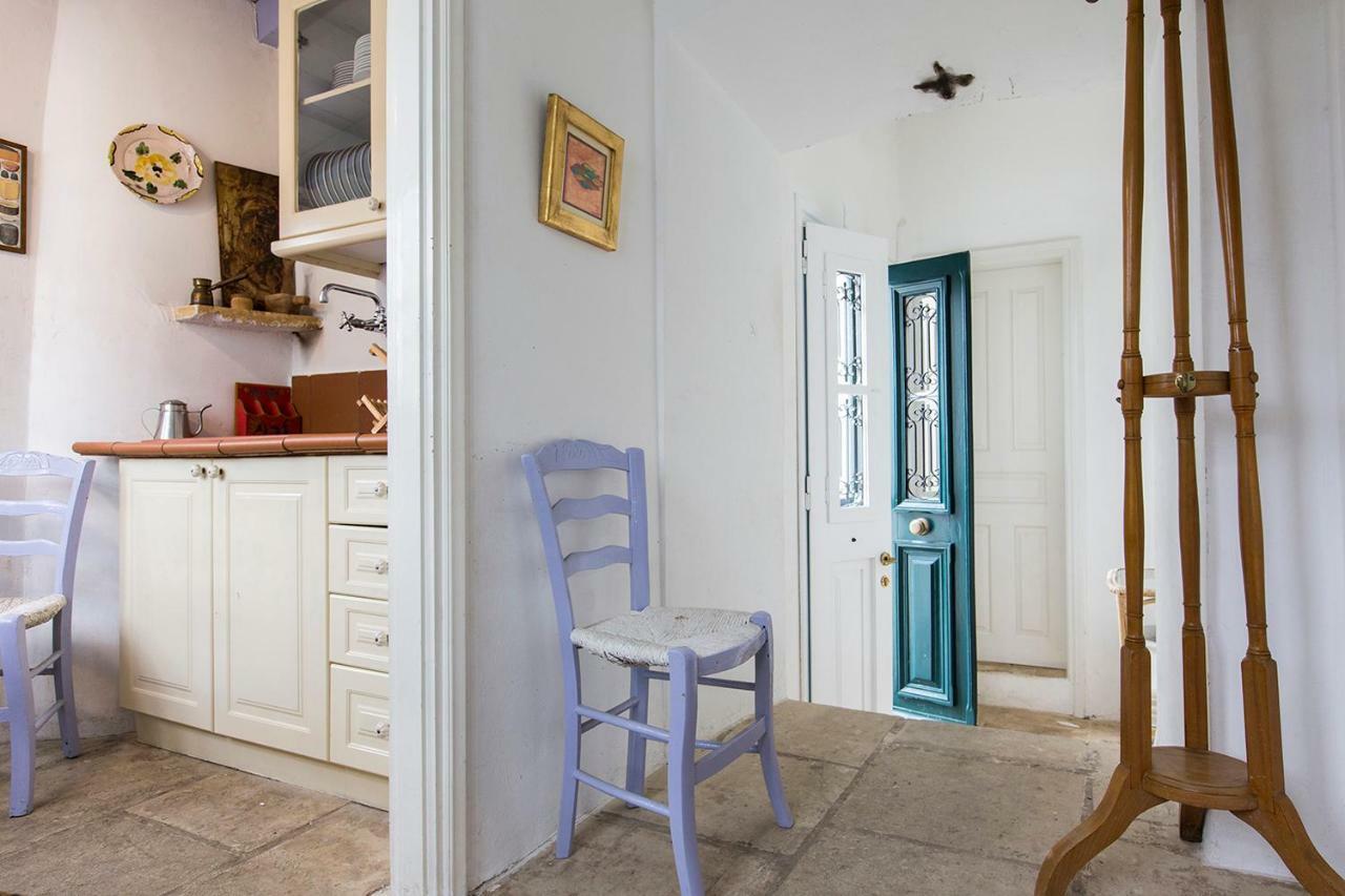 Two Olive Trees Guest House Spetses Town Exterior photo